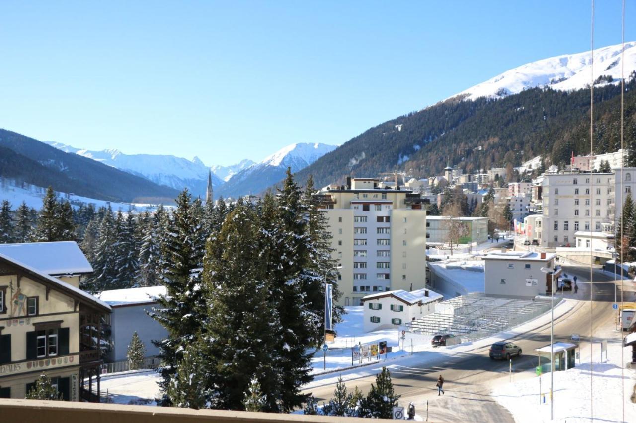 Ferienwohnungen, Carlton Am Park, Davos Platz Exterior foto